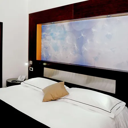 Отель Mercure E