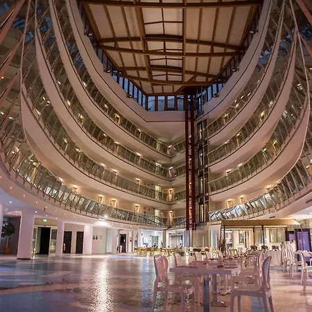 Mercure E Hotel 4*