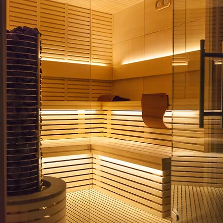 Mercure E 4*
