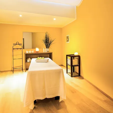 Mercure E 4*