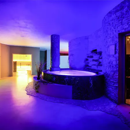 Hotel Mercure E 4*