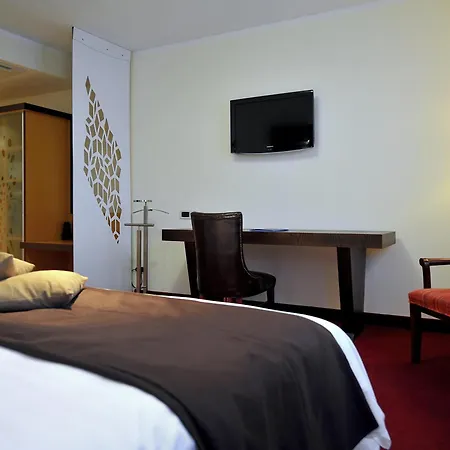 Отель Mercure E Ольбия