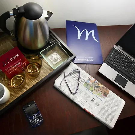 Mercure E 4*