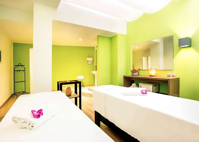 מלון Mercure אולביה